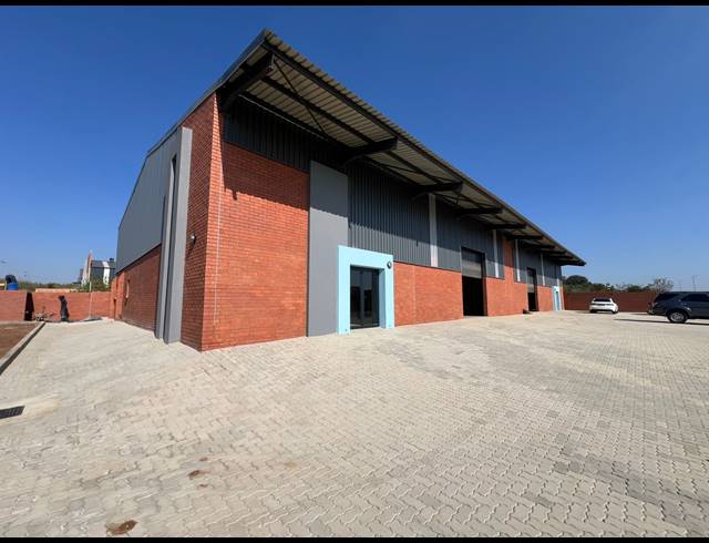500M² WAREHOUSE TO LET IN SUNDERLAND RIDGE
